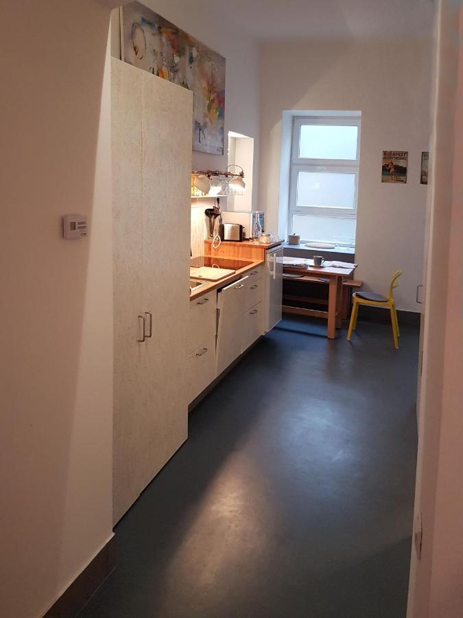 Stylish Holiday Art Apartment - Wifi & Great Location Будапеща Екстериор снимка