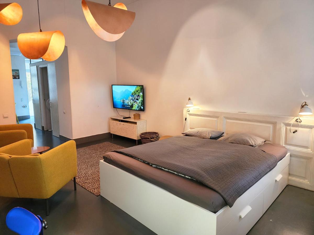 Stylish Holiday Art Apartment - Wifi & Great Location Будапеща Екстериор снимка